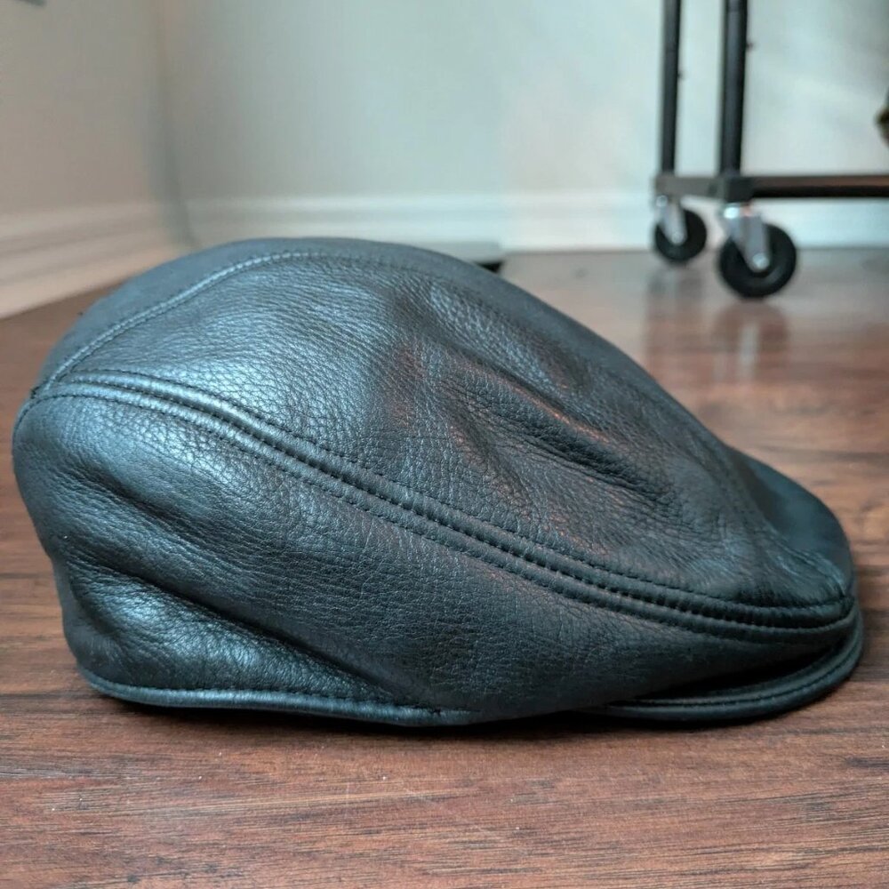 ULTRAFINO Seattle 6 7/8 classic black leather flat driving Newsboy Cap Hat